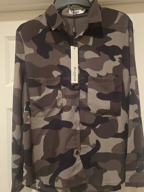 Runway camo button-up shirt in brown and taupe